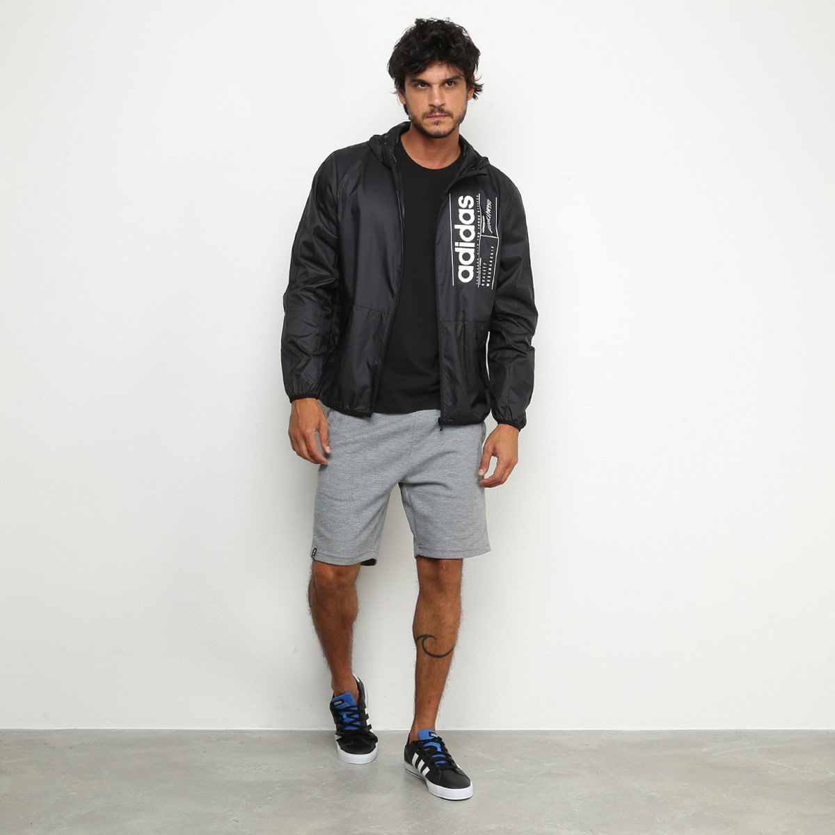 jaqueta corta vento adidas brilliant basics